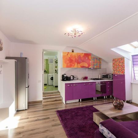 Queen Holiday Apartment Бухарест Экстерьер фото