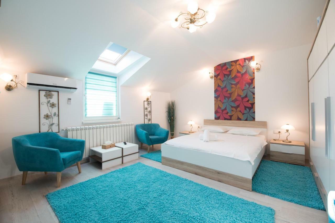 Queen Holiday Apartment Бухарест Экстерьер фото